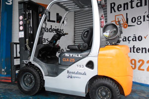 Comprar Empilhadeira CLX